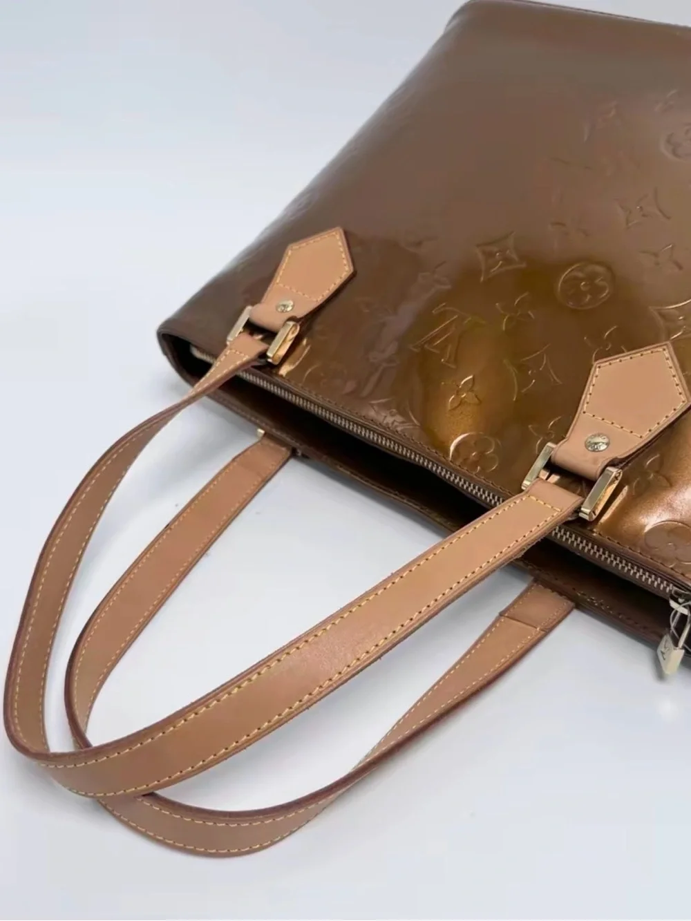 Louis Vuitton this bronze